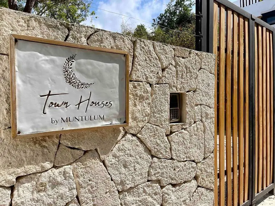 4 Story Villa, Private Pool & Jungle Rooftop Tulum Holiday home